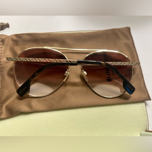 Burberry Aviator Sunglasses - Picture 2 of 3